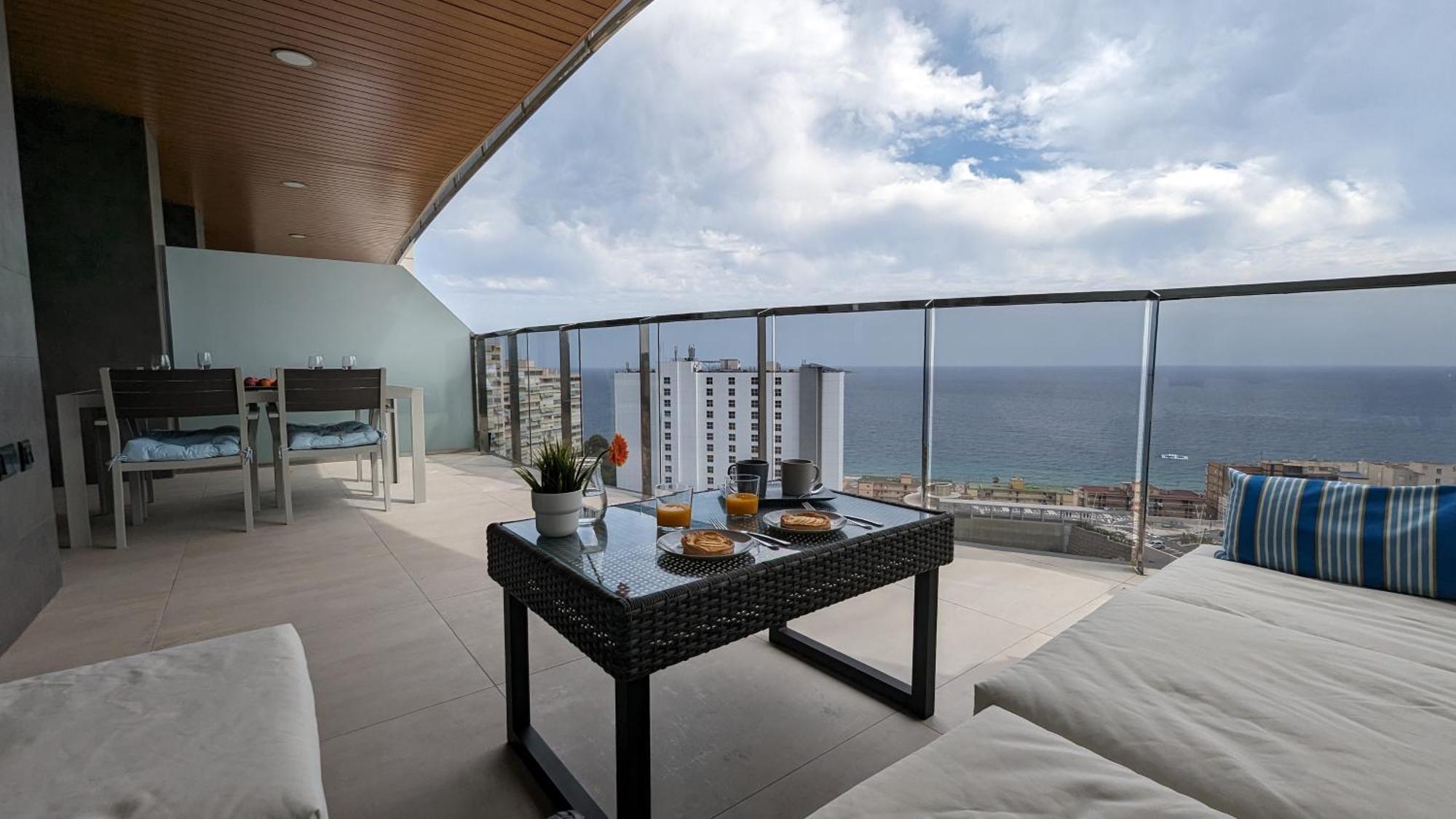 Sunset Waves Sea View Apartments Бенидорм Экстерьер фото